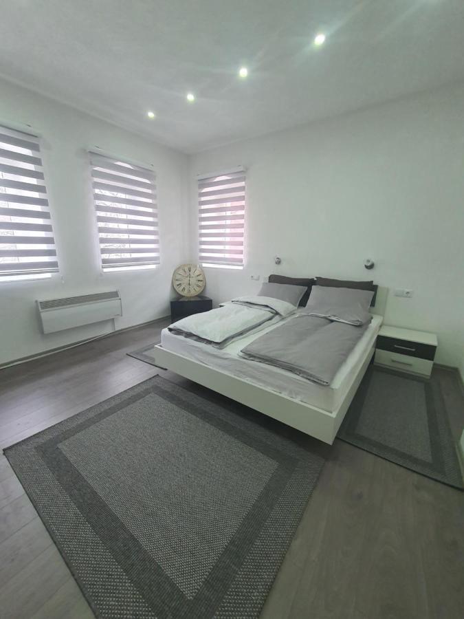 Apartman Din Travnik Exterior foto